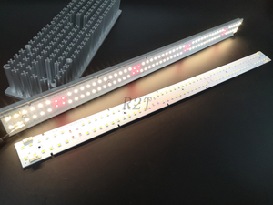 R2TGrow แบบยืดหยุ่น 240W แสงแนวตั้ง 4x60W Samsung LM301H+สีแดงเข้ม 96+16LED V2 Sunbar Plus 2ft LED Grow Lights Bar Kit